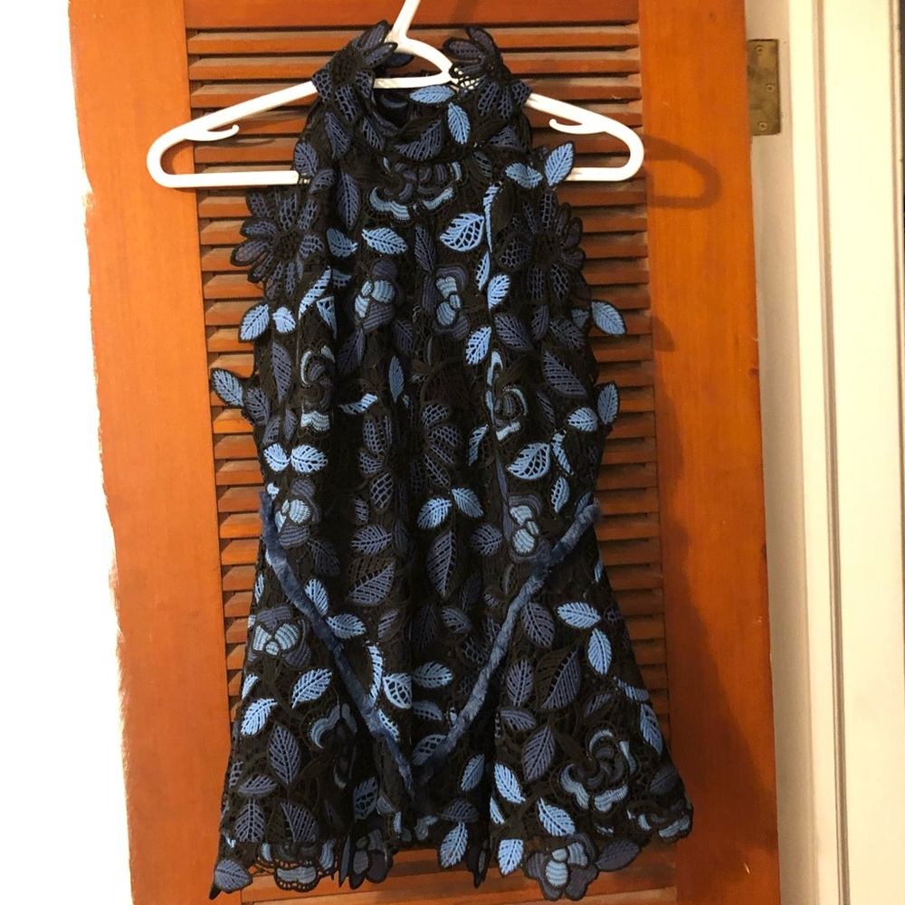 ELLIAT blue multi top - worn once or twice